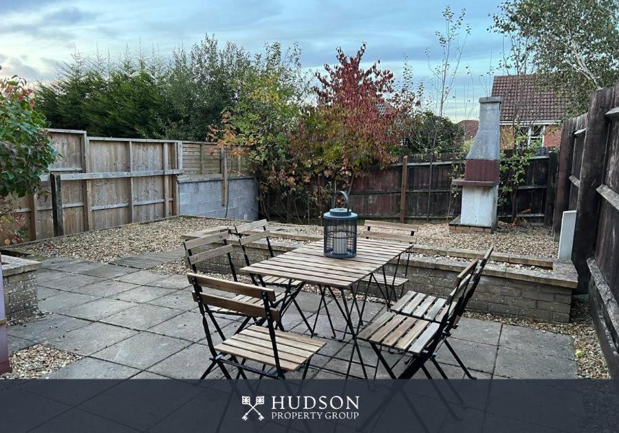 Villa Telford Townhouse With Parking And Garden Extérieur photo